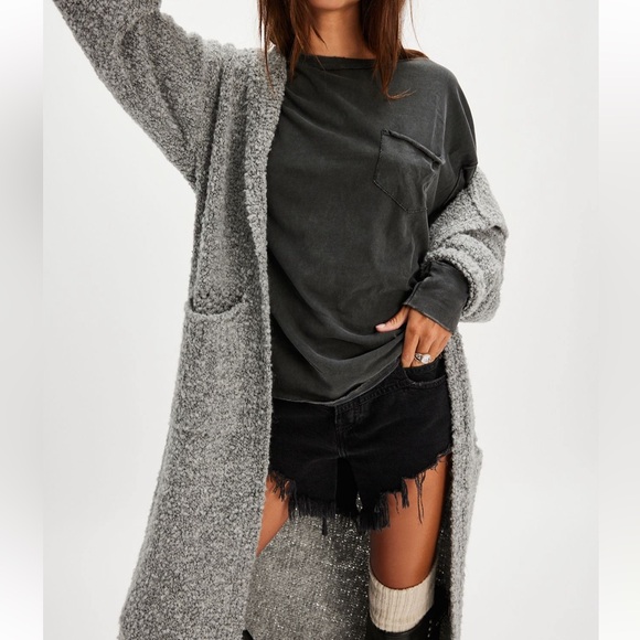 We the free Fade into you tee - Picture 4 of 7